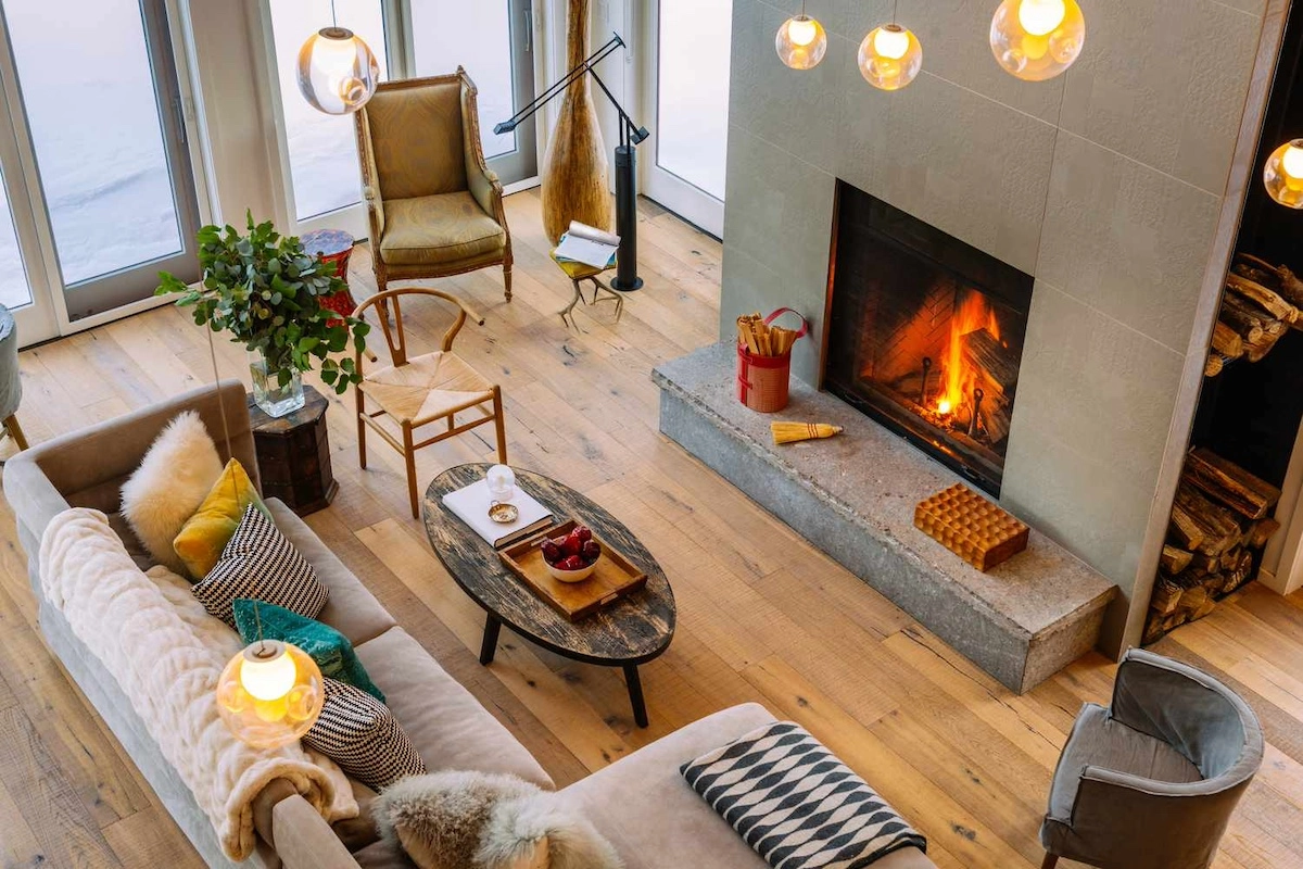 Top Trends in Fireplace Design for a Cozy and Stylish Home hero image