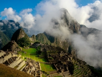 Peru’s Ancient Treasures: Photography Amidst Inca Ruins blog image